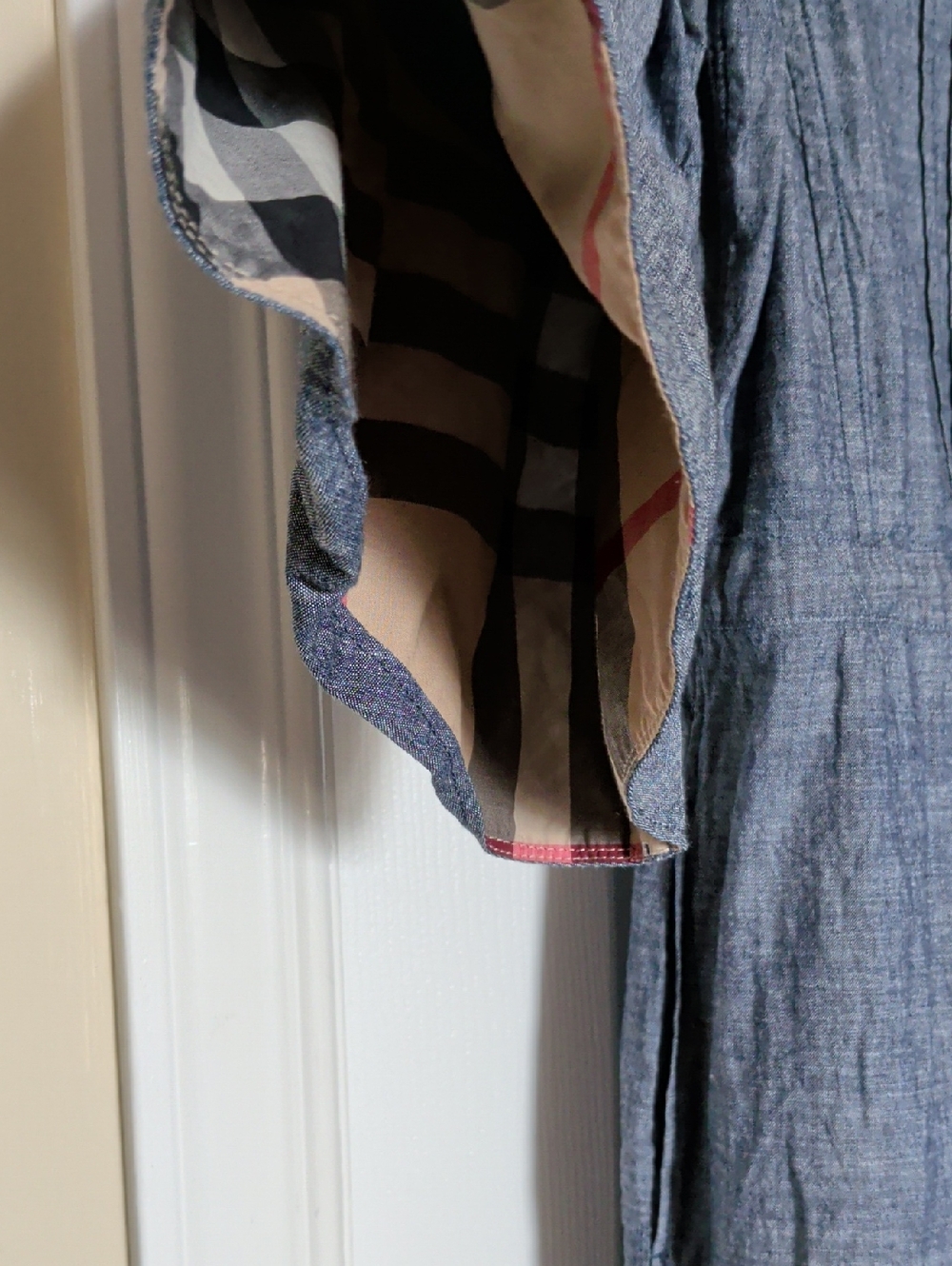 BURBERRY | Michelle Flutter-Sleeve Denim Dress. Size Small. HP! - Picture 6 of 12